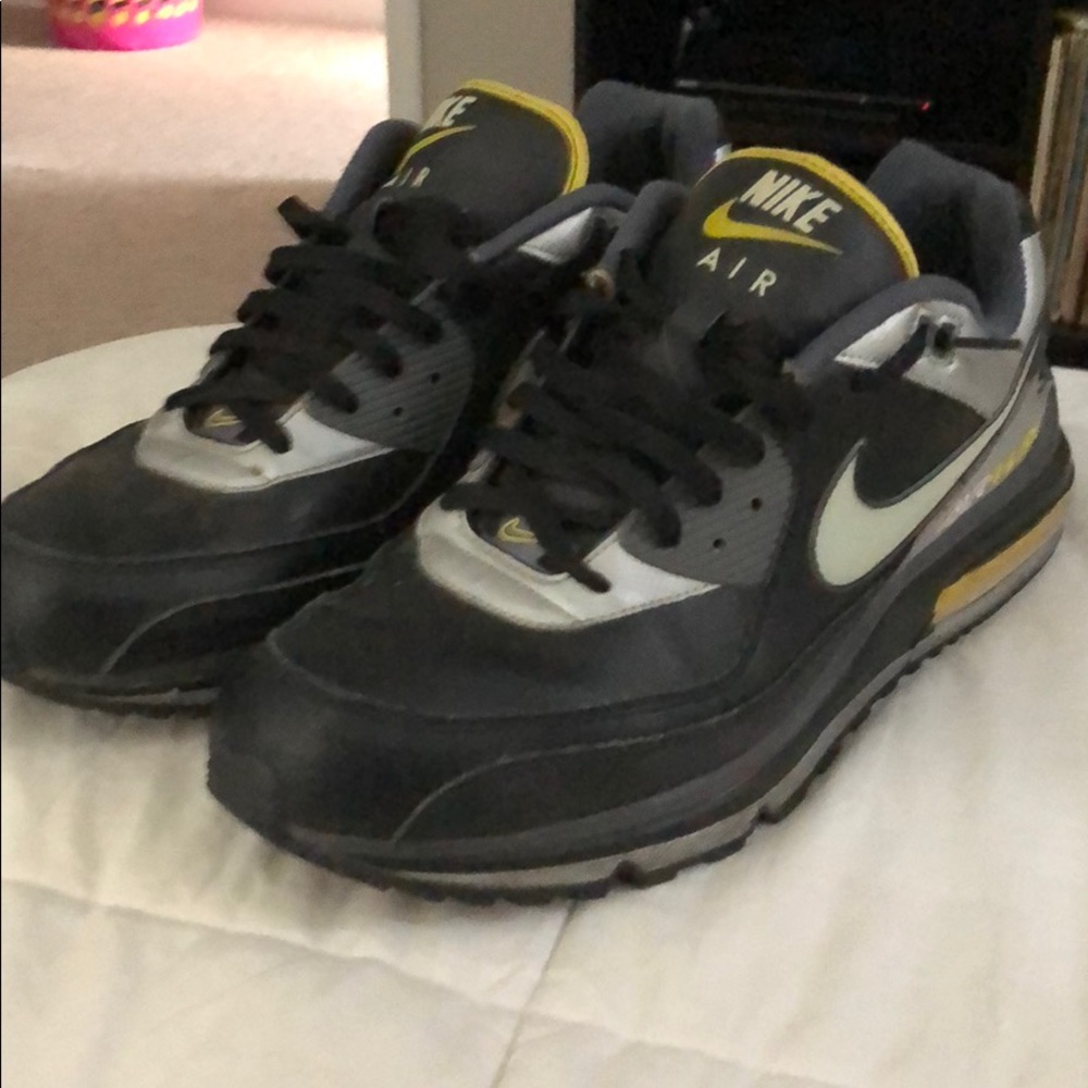Men’s Nike Air Max Running Shoe
